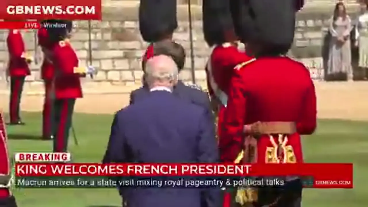 وقتی ماکرون پادشاه انگلیس را حساب نکرد!