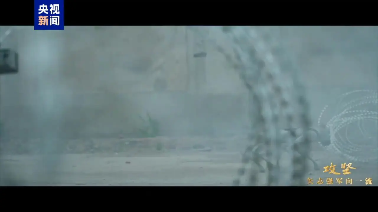 ببینید؛ رونمایی چین از گرگهای مسلح