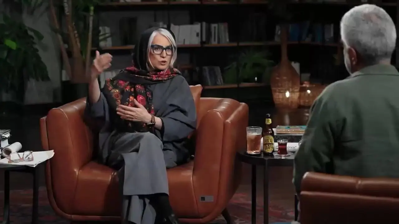 «آدم زیادی» شاهنامه به چه افرادی اطلاق می‌شود؟