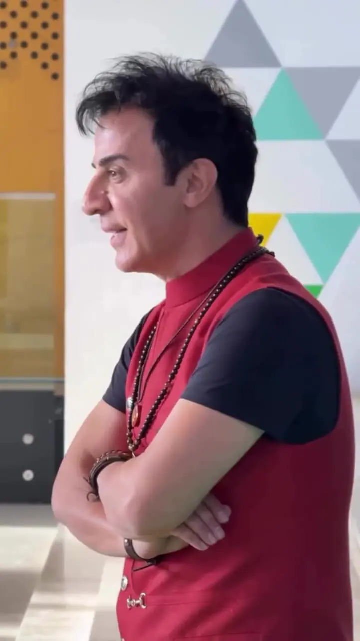 اکران «آرزوهای چپکی» با حضور جمعی از بازیگران