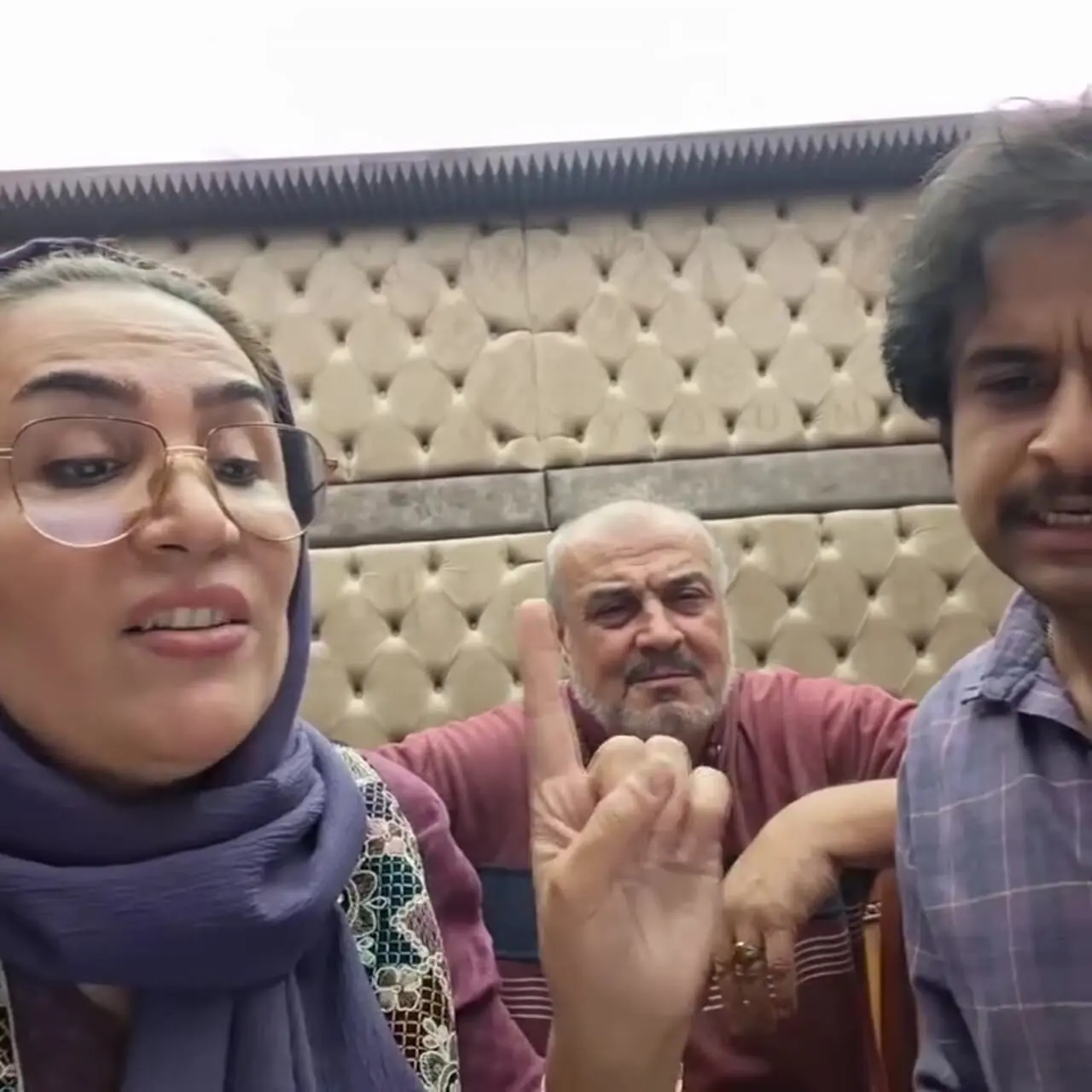 «آبا جهان» 8 سال بعد سریال آنام و در حال اجرای نمایش رادیویی