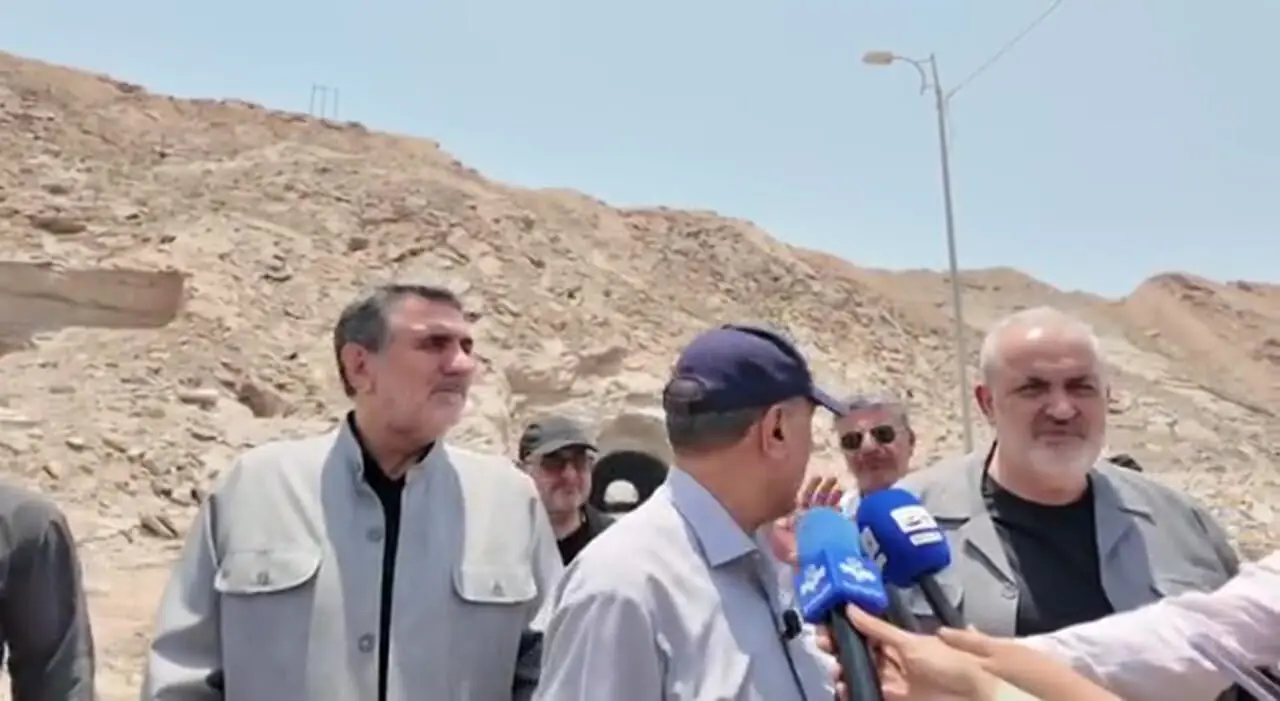 قائمپناه: اقدامات دشمن از مقاومت ملت و نیروهای مسلح نمیکاهد