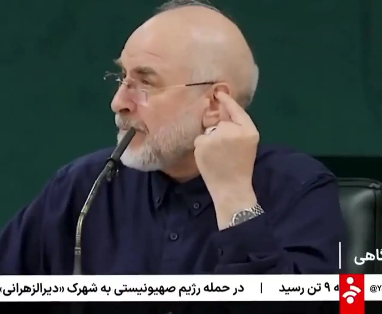 زیرنویس عجیب شبکه خبر همزمان با سخنرانی قالیباف