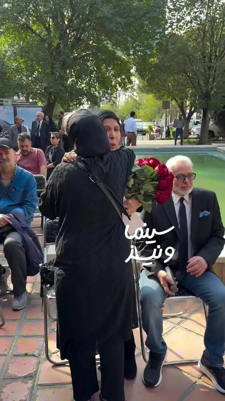 حضور هنرمندان در مراسم تشییع سیروس ابراهیمزاده